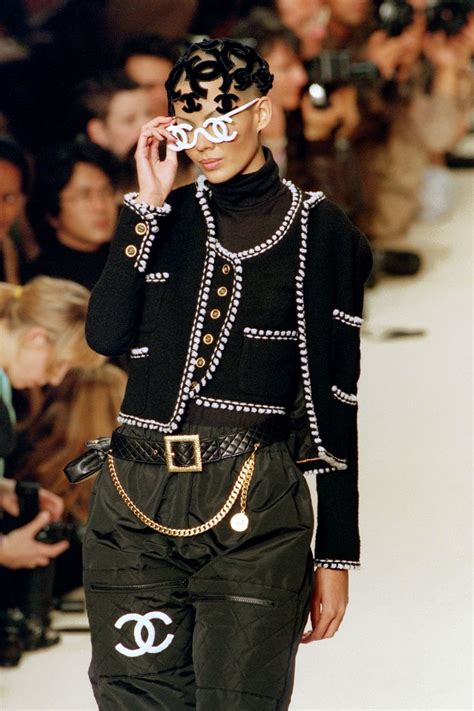 chanel fashion show 2000|Chanel fashion channel.